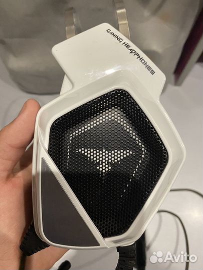 Игровые наушники с подсветкой