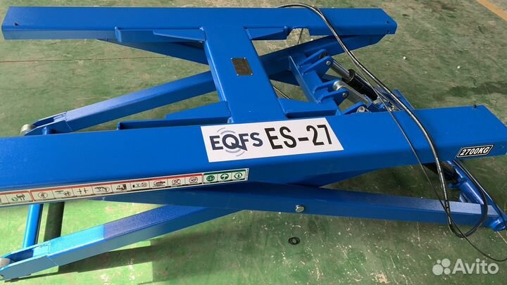 Подъемник ножничный шиномонтажный 2,7 т ES-27