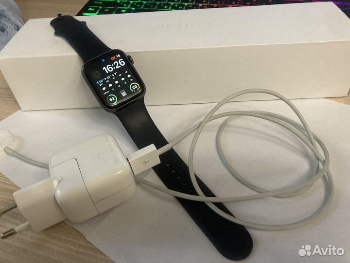 Часы apple watch 5 44 mm