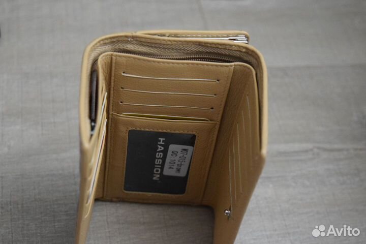 Hassion женский кожа