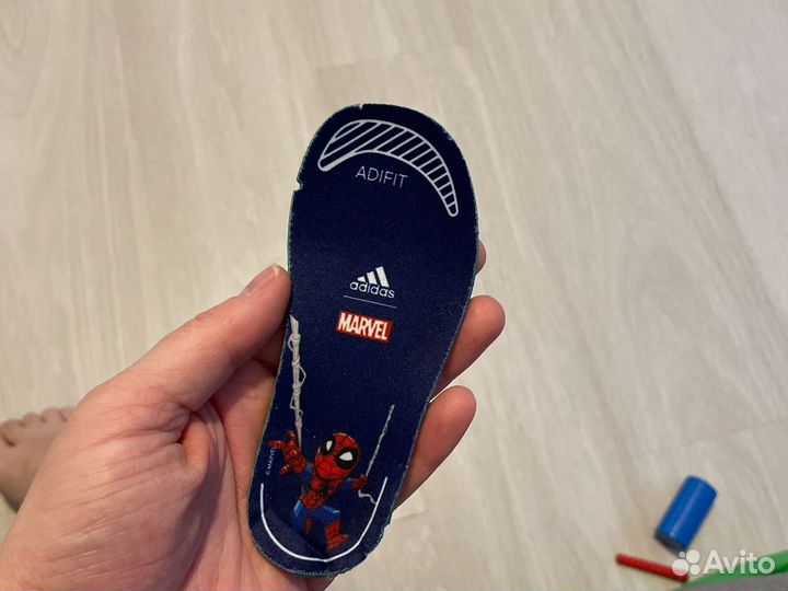 Кроссовки детские adidas 21