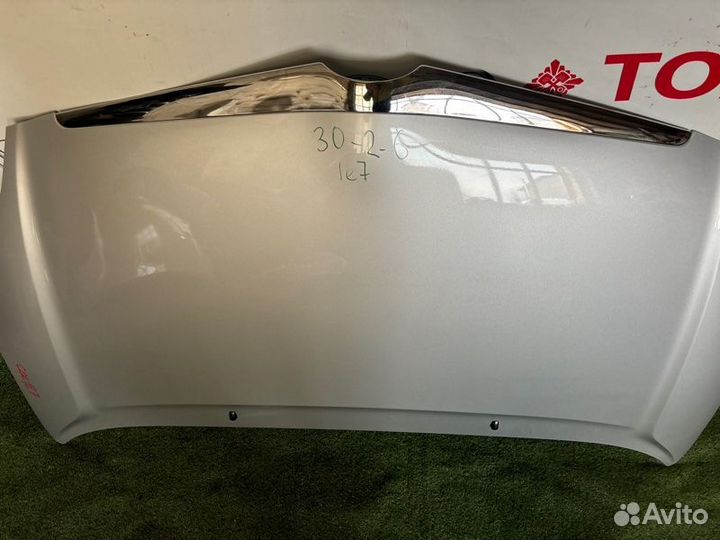 Капот Toyota Corolla Spacio NZE121