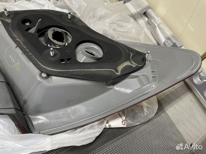 Задний фонарь Камри 50