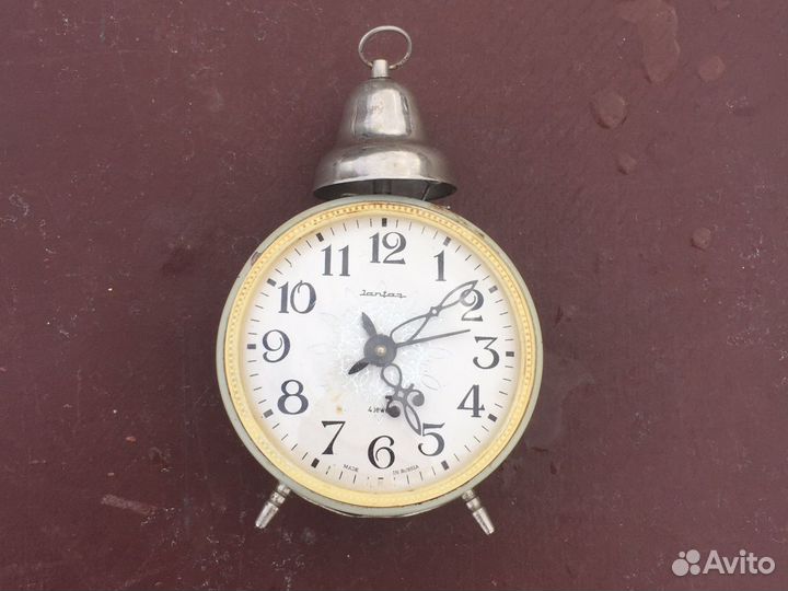 Часы механические СССР Будильник