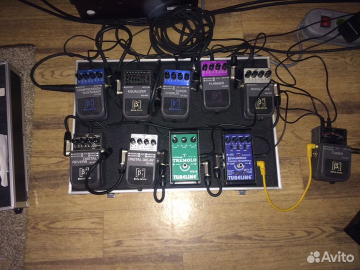 Педали эффектов Boss,Beta Aivin,Tubeline