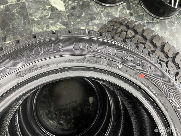 Sailun Ice Blazer Arctic 205/55 R16 94H