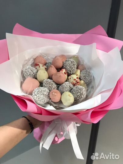 Букет клубника в шоколаде премиум