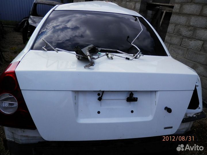 Крышка багажника на Чери Фора