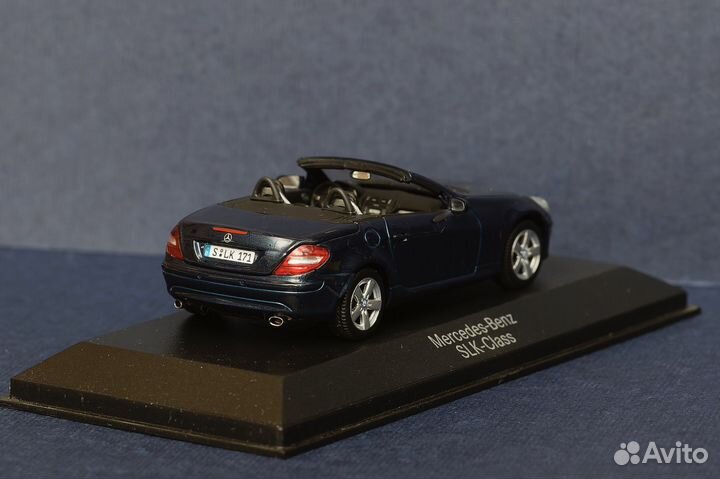 Модель автомобиля minichamps 1:43 mersedes-benz