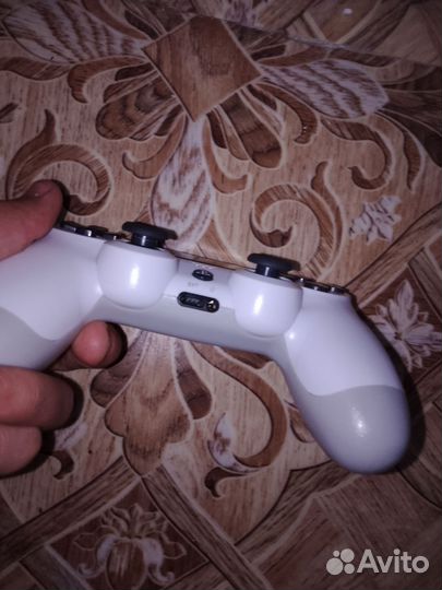 Dualshock 4