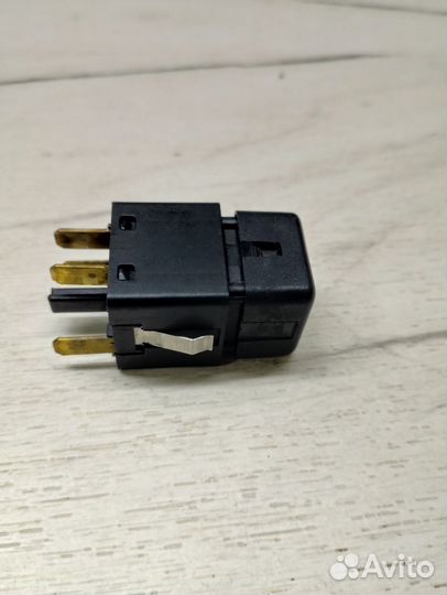 Кнопка задних птф Opel Corsa B Опель корса б