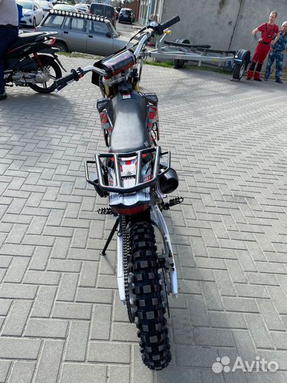 Кроссовый мотоцикл BSE Z3 250e