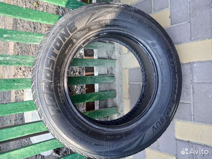 Roadstone Winguard SUV 215/70 R16