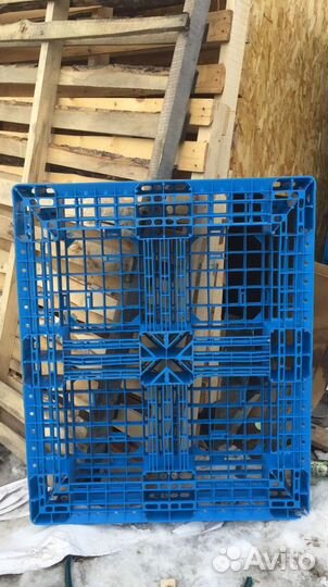 Палеты пластиковые