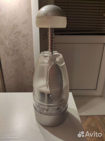 Измельчитель кухонный