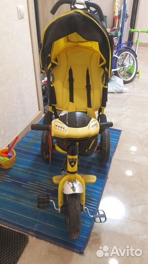 Детский велосипед с ручкой