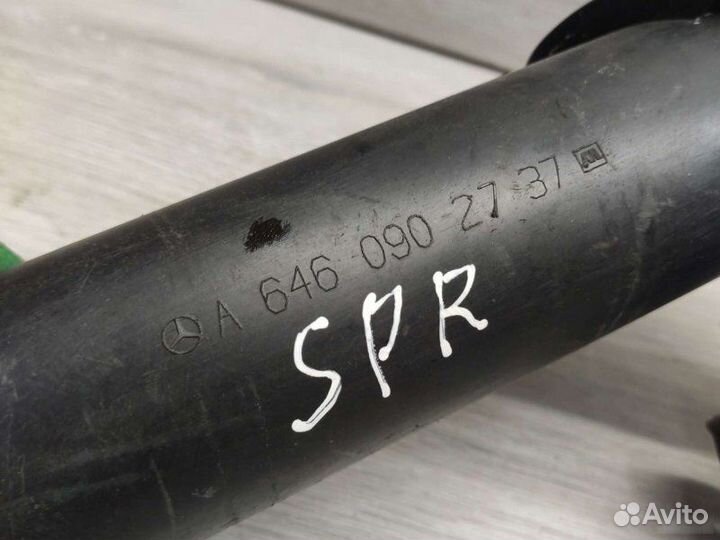 Патрубок впускного коллектора Mercedes