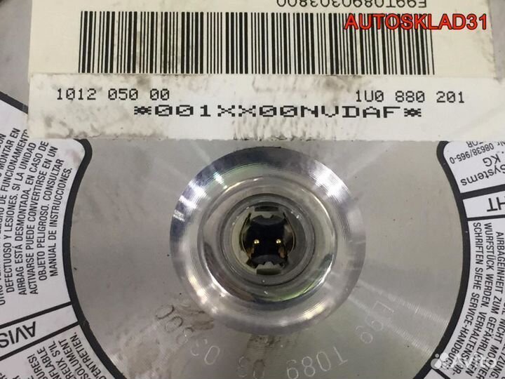 Подушка безопасности в руль Skoda Octavia