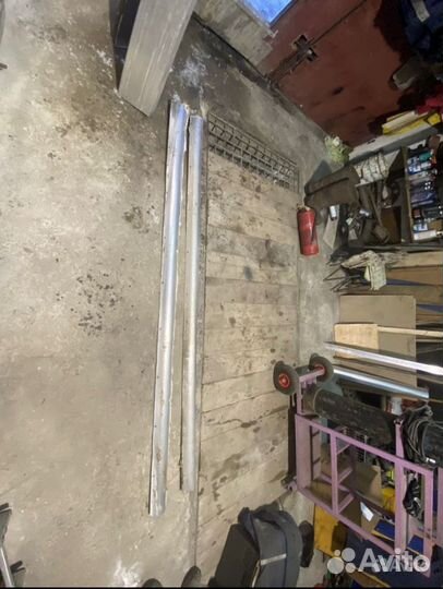 Боковой угол будки