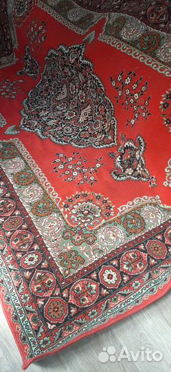 Ковер шерстяной 3 на 2.возможен торг