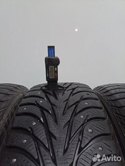 Yokohama Ice Guard IG35 215/60 R17