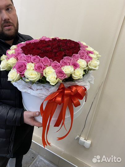 101 роза в шляпной коробке