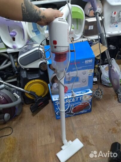 Проводной вертикальный пылесос novex