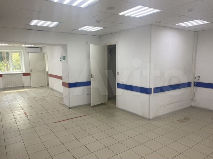 Торговая площадь, 64 м²