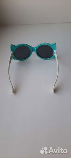 Солнечные очки на девочку