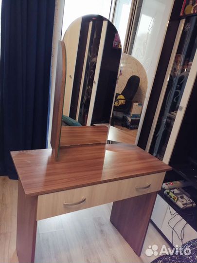 Трюмо трельяж с зеркалом