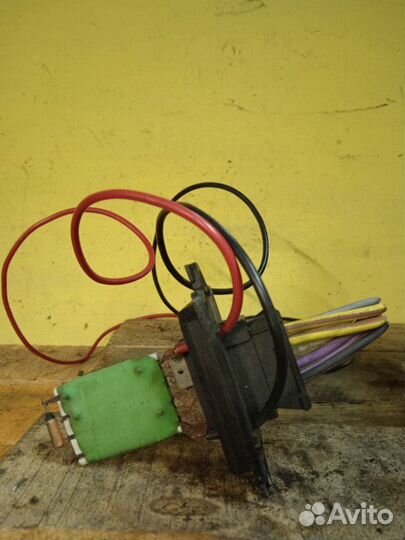 Резистор отопителя Renault Scenic 2