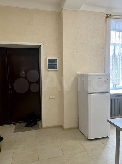 2-к. квартира, 50 м², 2/4 эт.