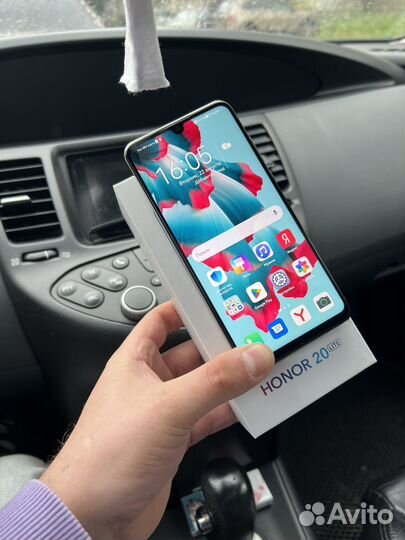 Honor 20 Lite 4/128 NFC