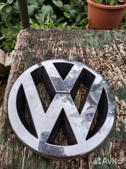 Эмблема volkswagen