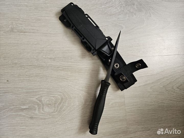 Туристический нож Gerber Strongarm