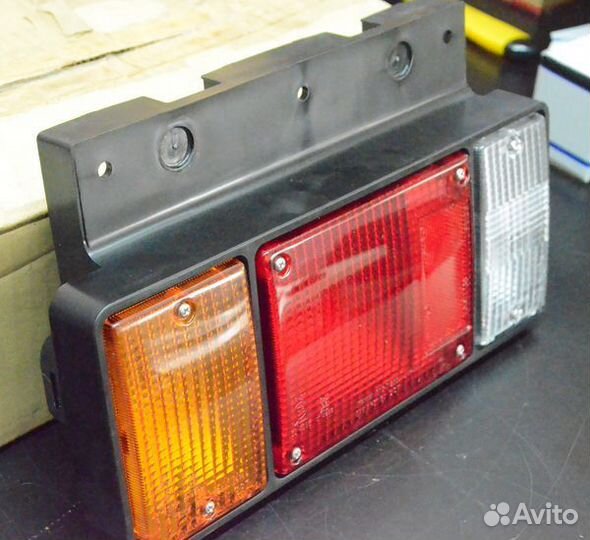 Фонарь Задний Левый Фара NQR71 NQR75 NQR90 NPR75