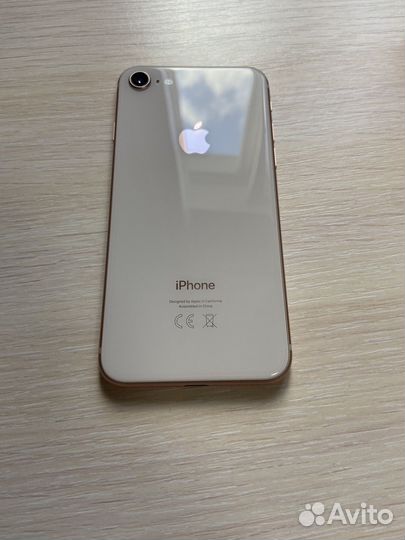 iPhone 8, 64 ГБ
