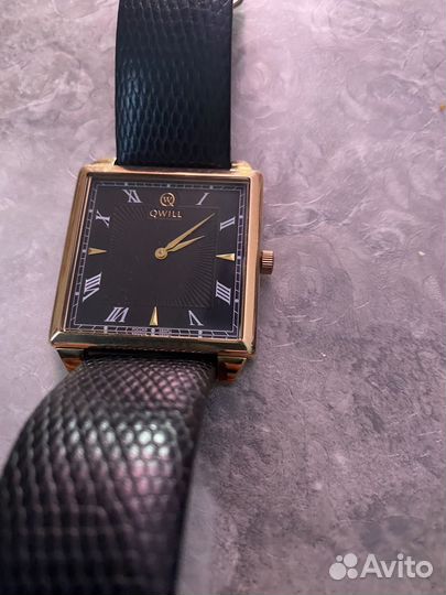 Золотые мужские часы 585