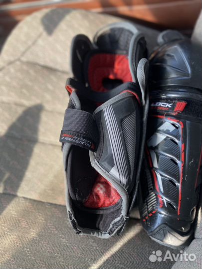 Наколенники