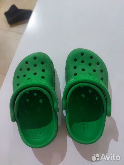 Сандали crocs c6