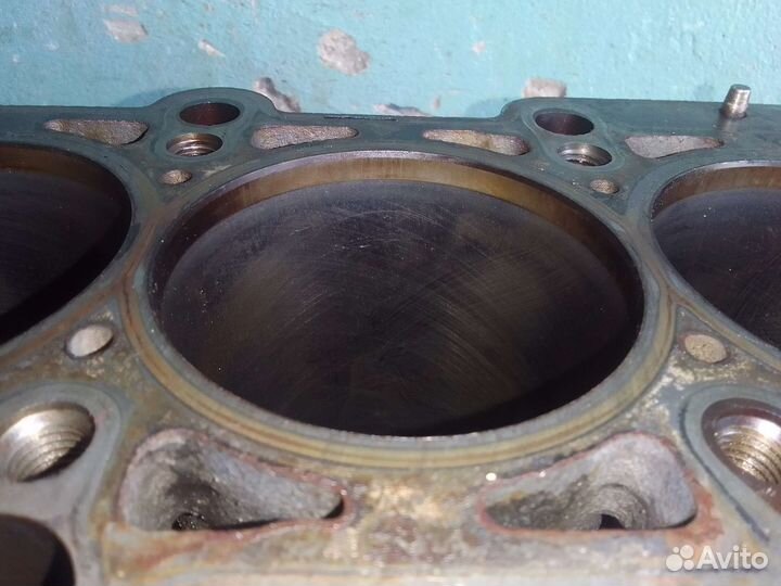 Блок двигателя 1.8 ARG голый Volkswagen Passat B5