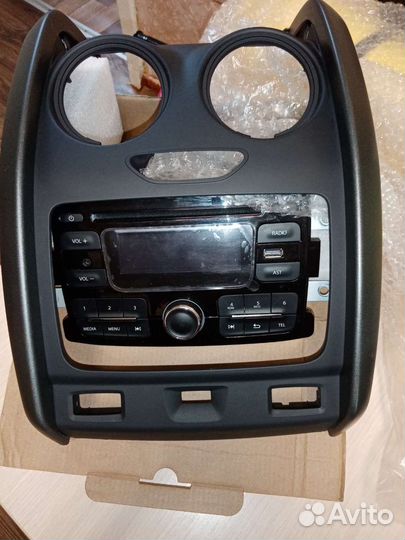 Магнитола штатная с рамкой