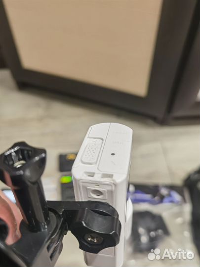 Экшн камера sony hdr as300