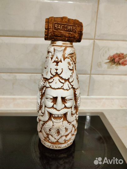 Бутылка из под вина