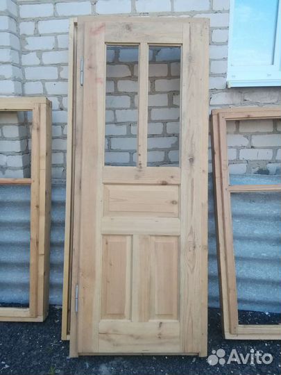 Продажа оконных и дверных блоков из дерева
