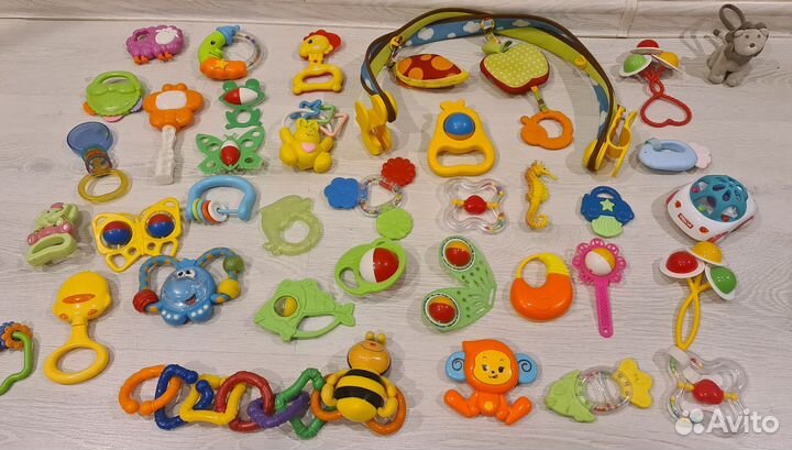 Погремушки,игрушки,дуга