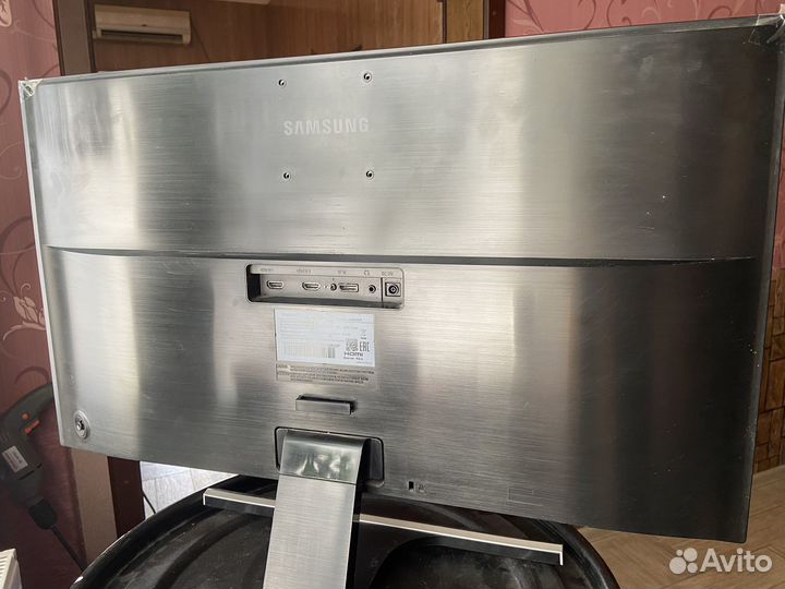 Монитор samsung u28e590d