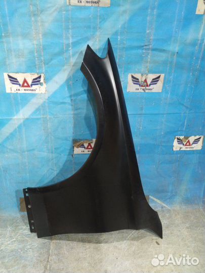 Крыло левое переднее левое Mercedes C-Class W205