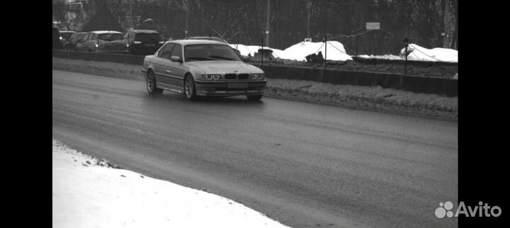 BMW 7 серия 3.5 AT, 1999, 300 000 км