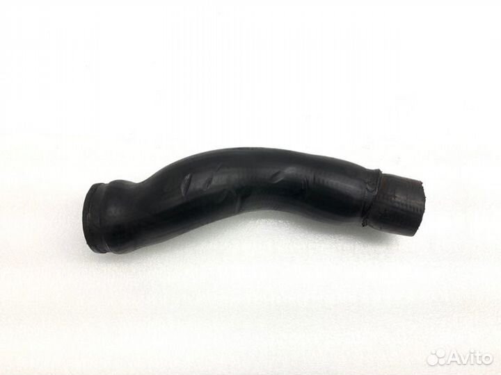 Патрубок интеркулера Audi A6 C4 AAT / 2500CC